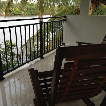 Lake Life Villa Ambalangoda  Esterno foto