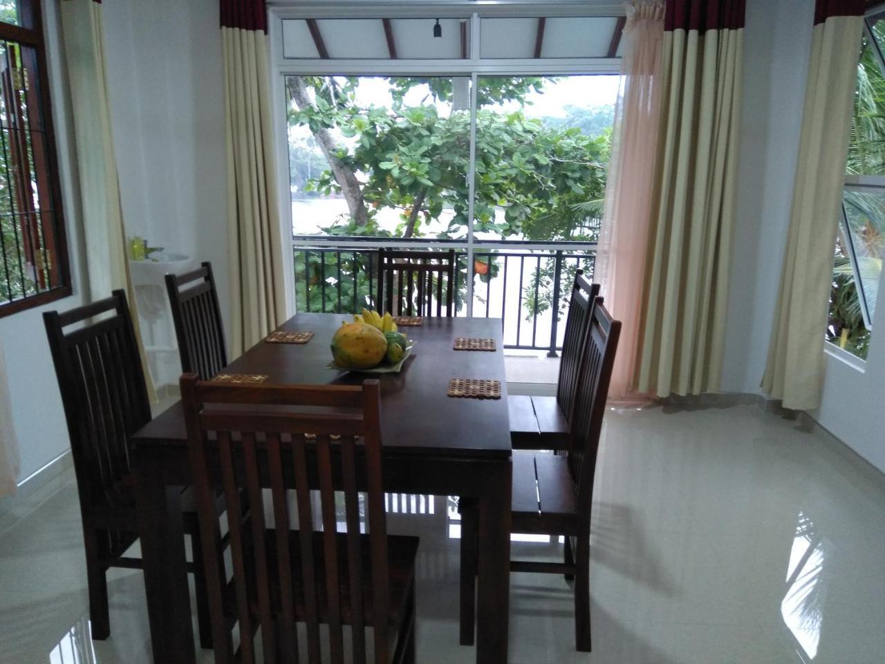 Lake Life Villa Ambalangoda  Esterno foto