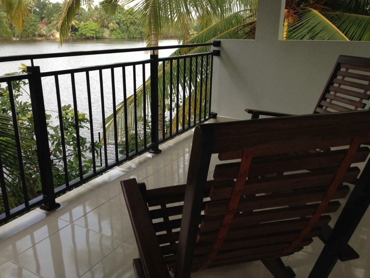 Lake Life Villa Ambalangoda  Esterno foto